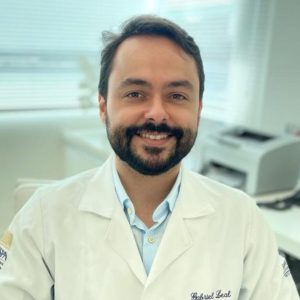 Dr. Gabriel Leal